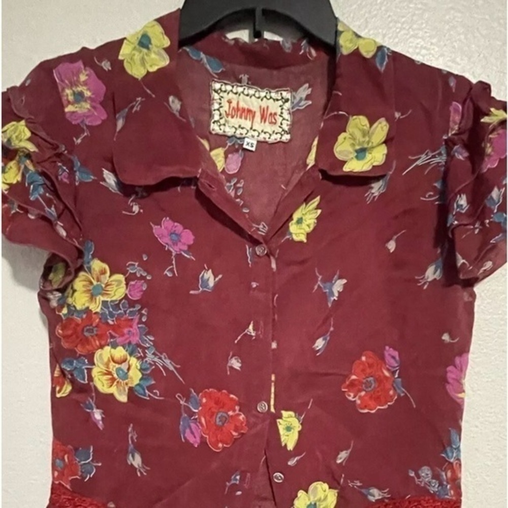 EUC Johnny Was Floral Blouse Size XS Beautiful Summer Nights Out!! MSRP $99 (A4)